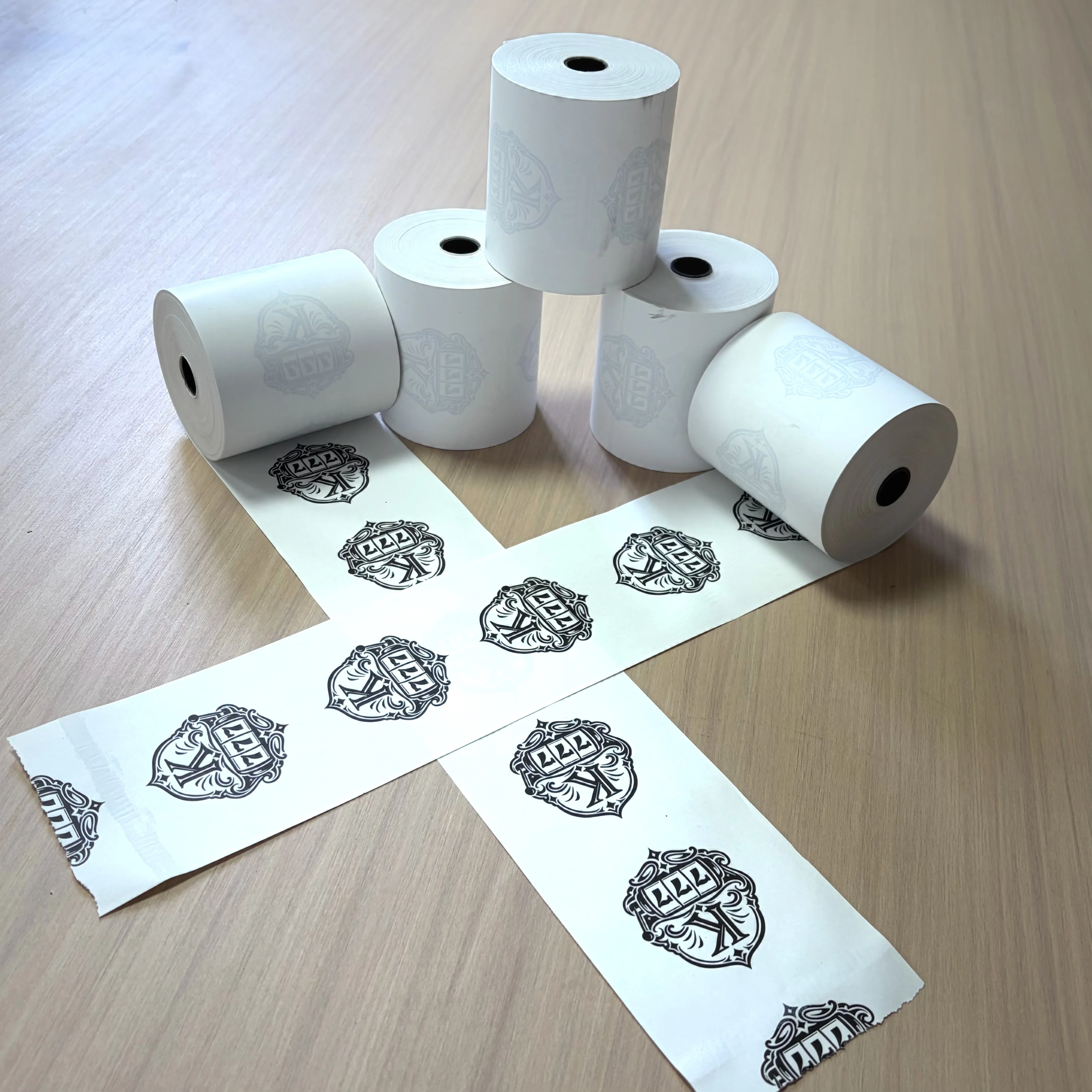custom-printed-label-rolls-02